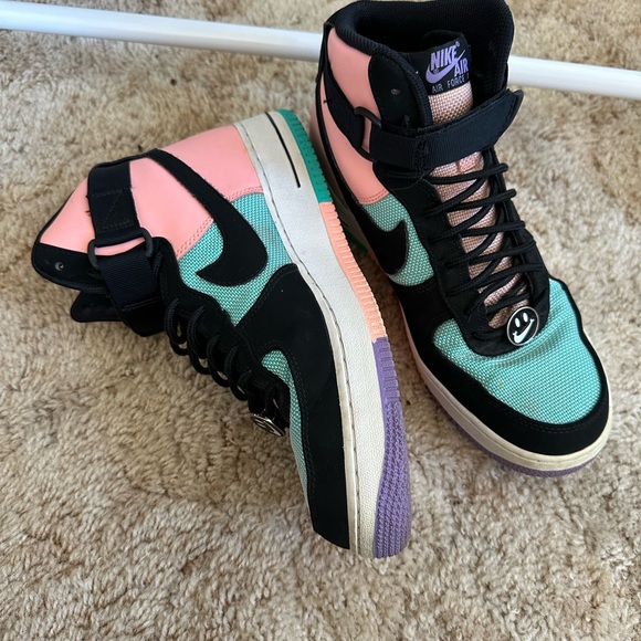 Nike Air Force 1 High 'Have A Nike Day' - Picture 8 of 10